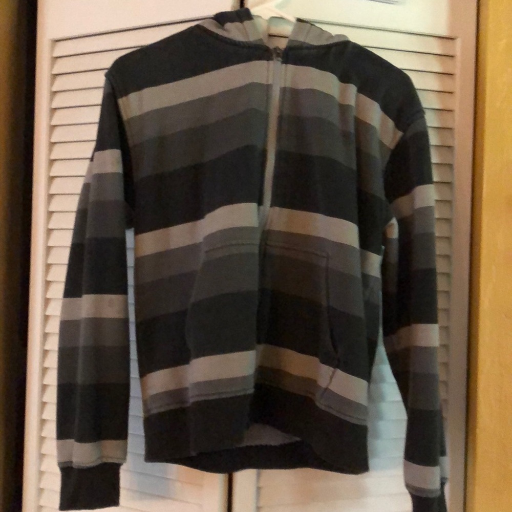 Boys large hoodie point zero